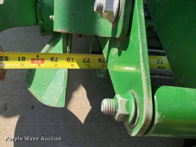 image for item DE4490 John Deere 569  round baler