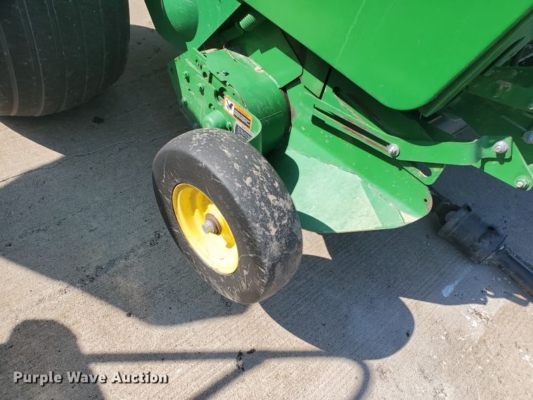 image for item DE4490 John Deere 569  round baler