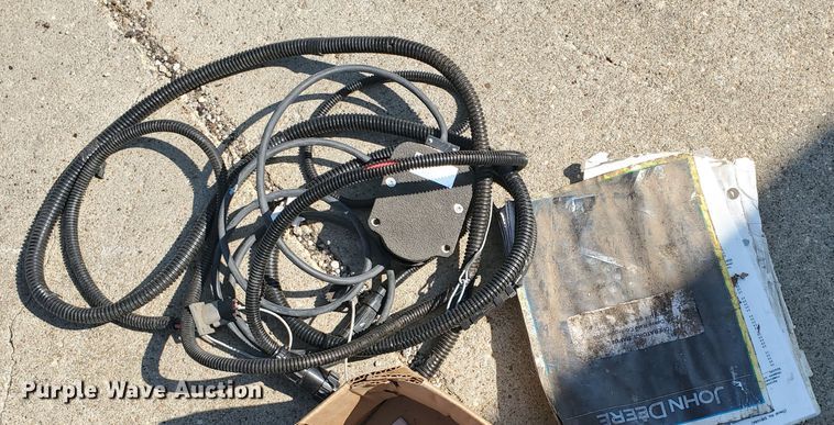 image for item DE4490 John Deere 569  round baler