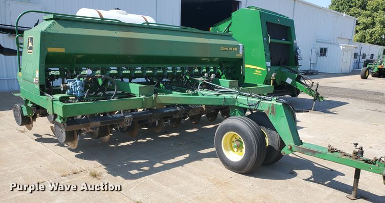 image for item DE4491 2001 John Deere 1560 no-till grain drill