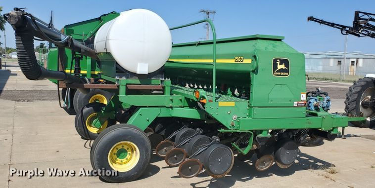 image for item DE4491 2001 John Deere 1560 no-till grain drill