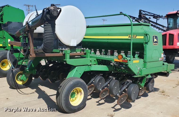 image for item DE4491 2001 John Deere 1560 no-till grain drill
