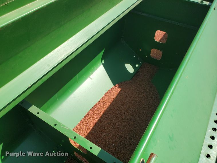 image for item DE4491 2001 John Deere 1560 no-till grain drill