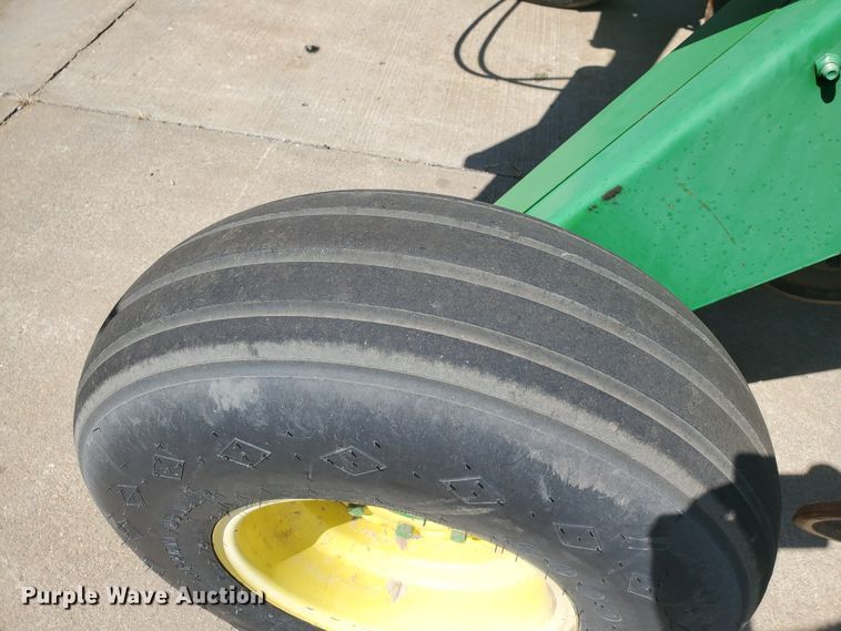 image for item DE4491 2001 John Deere 1560 no-till grain drill