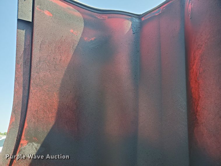 image for item DE4492 2003 Apache 850 Series sprayer