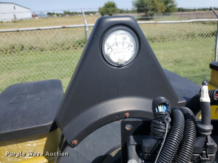 image for item DE4496 John Deere 7300 Max Emerge II planter