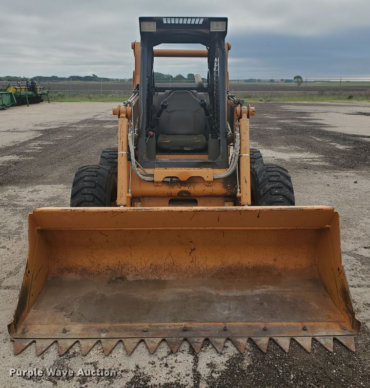 image for item DE4497 2006 Case 445  skid steer loader