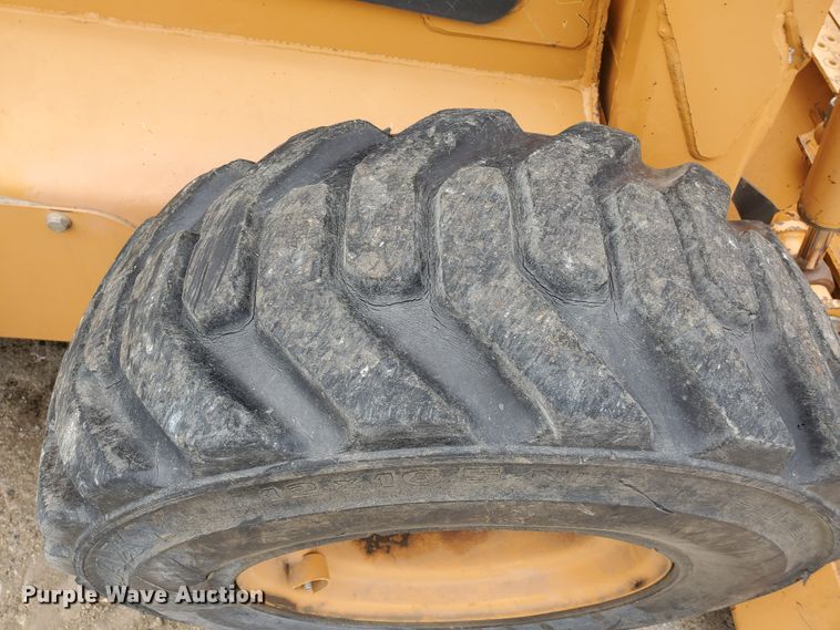 image for item DE4497 2006 Case 445  skid steer loader