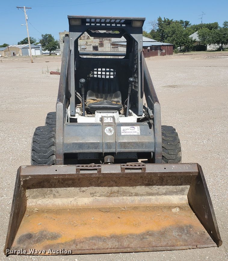 image for item DF5692 1996 Bobcat 773  skid steer loader