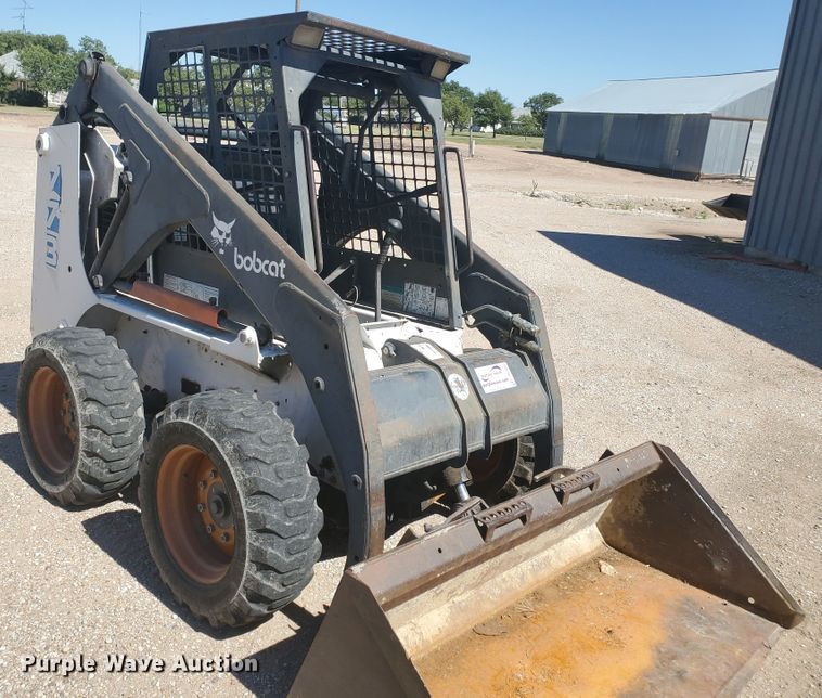 image for item DF5692 1996 Bobcat 773  skid steer loader