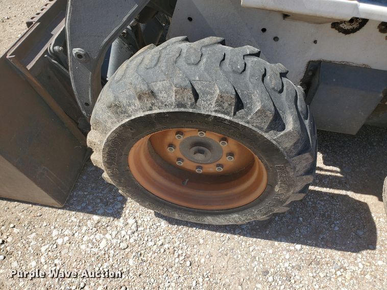 image for item DF5692 1996 Bobcat 773  skid steer loader