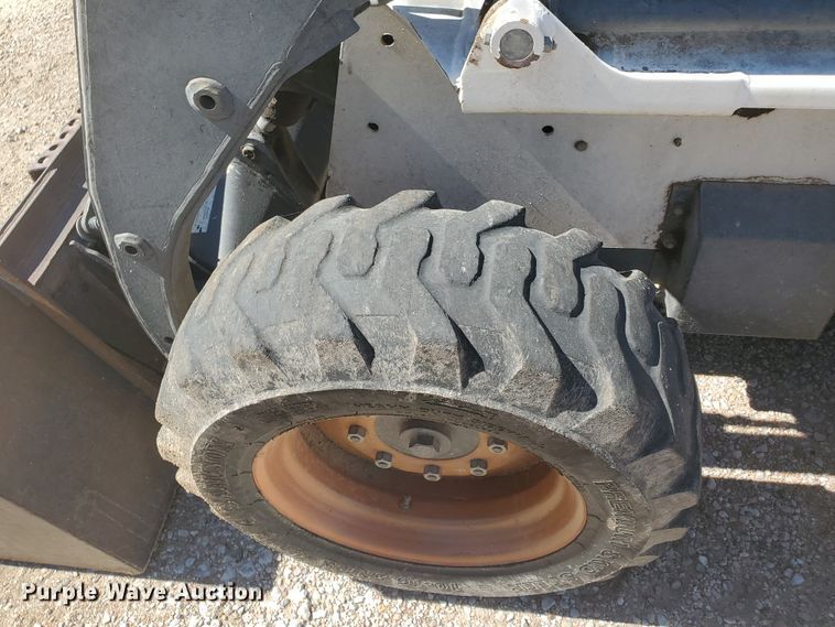 image for item DF5692 1996 Bobcat 773  skid steer loader