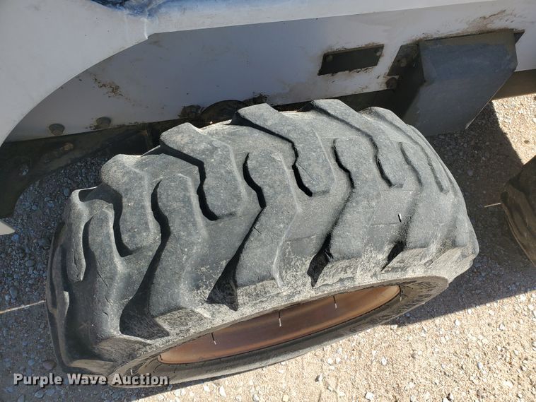 image for item DF5692 1996 Bobcat 773  skid steer loader