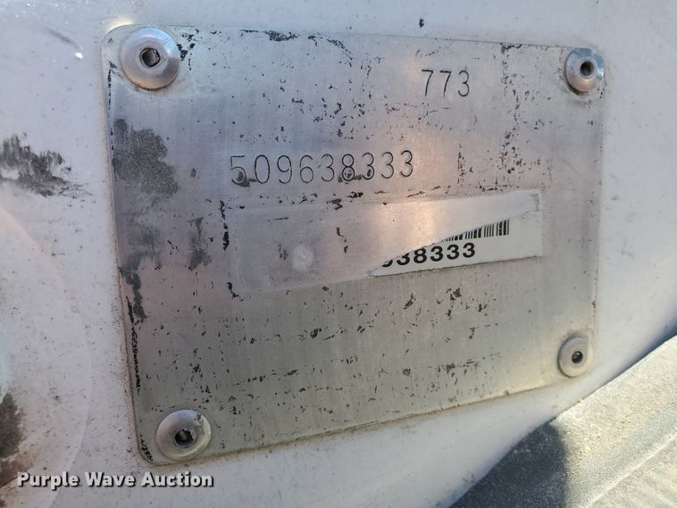 image for item DF5692 1996 Bobcat 773  skid steer loader