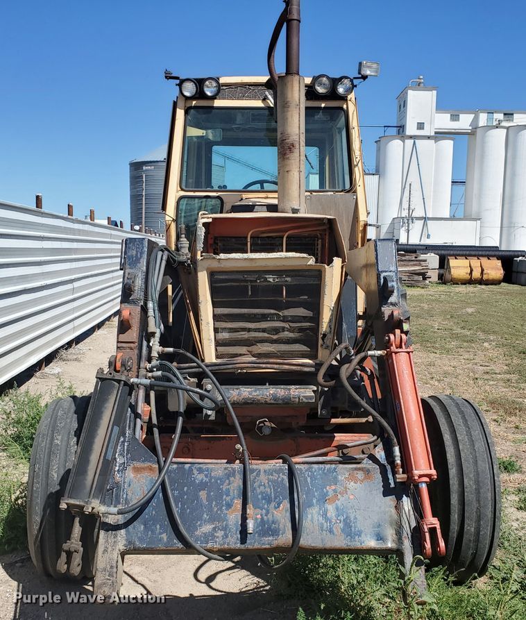 image for item DF5694 1973 Case 1070  tractor