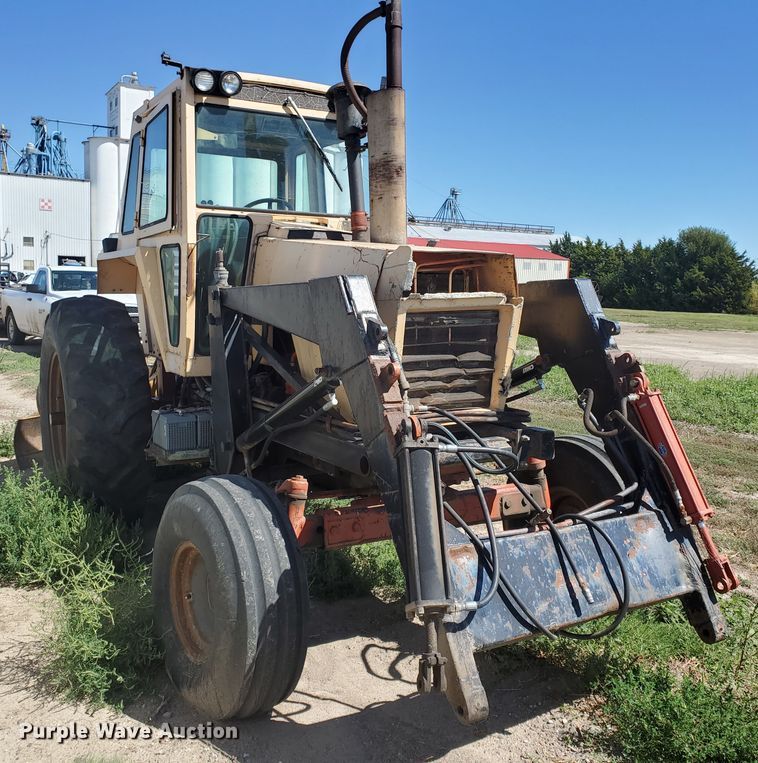image for item DF5694 1973 Case 1070  tractor