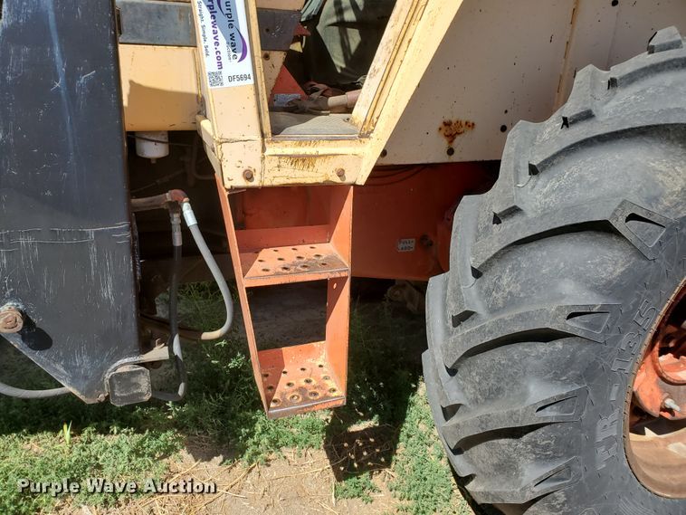 image for item DF5694 1973 Case 1070  tractor