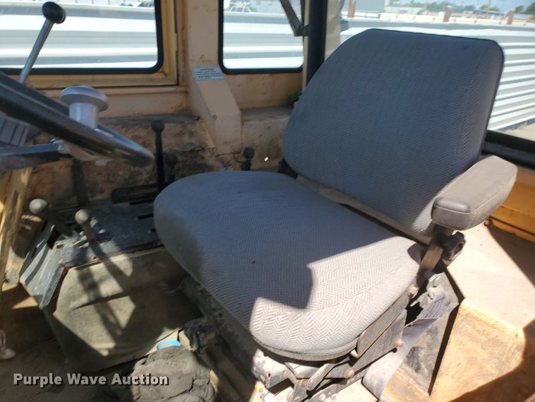 image for item DF5694 1973 Case 1070  tractor