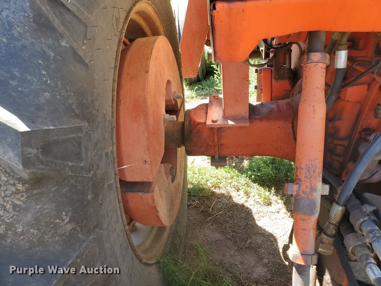 image for item DF5694 1973 Case 1070  tractor