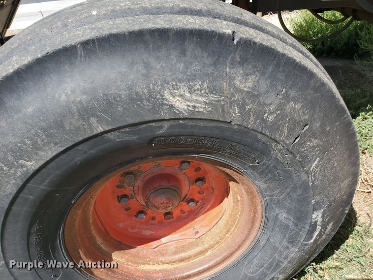 image for item DF5694 1973 Case 1070  tractor