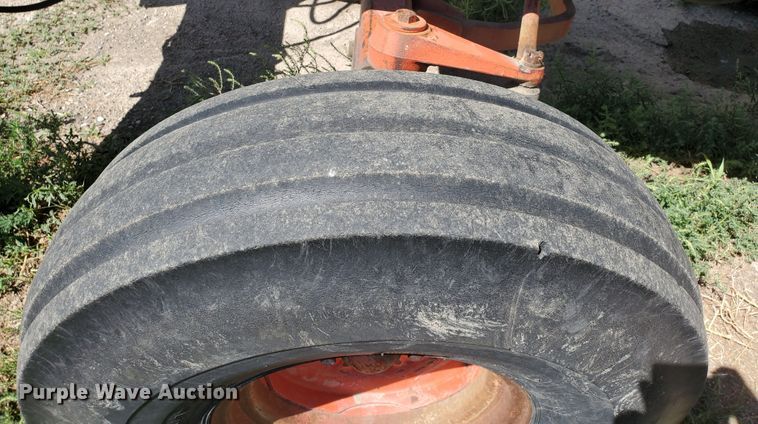 image for item DF5694 1973 Case 1070  tractor