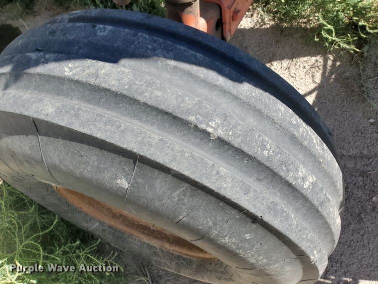 image for item DF5694 1973 Case 1070  tractor