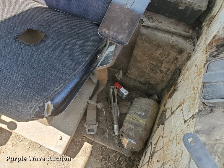 image for item DF5695 Case 1070  tractor