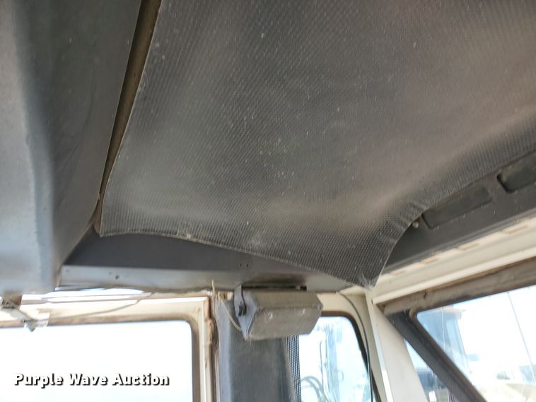 image for item DF5695 Case 1070  tractor