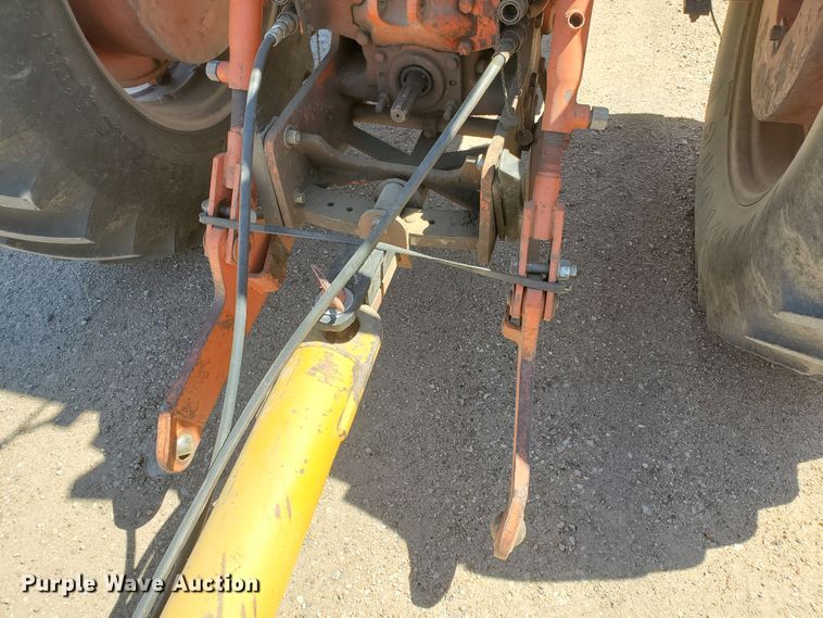 image for item DF5695 Case 1070  tractor