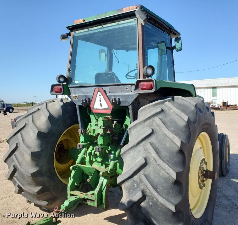 image for item DF5697 1979 John Deere 4840  tractor