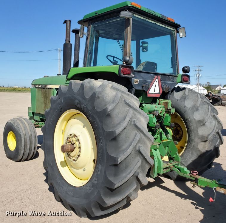 image for item DF5697 1979 John Deere 4840  tractor