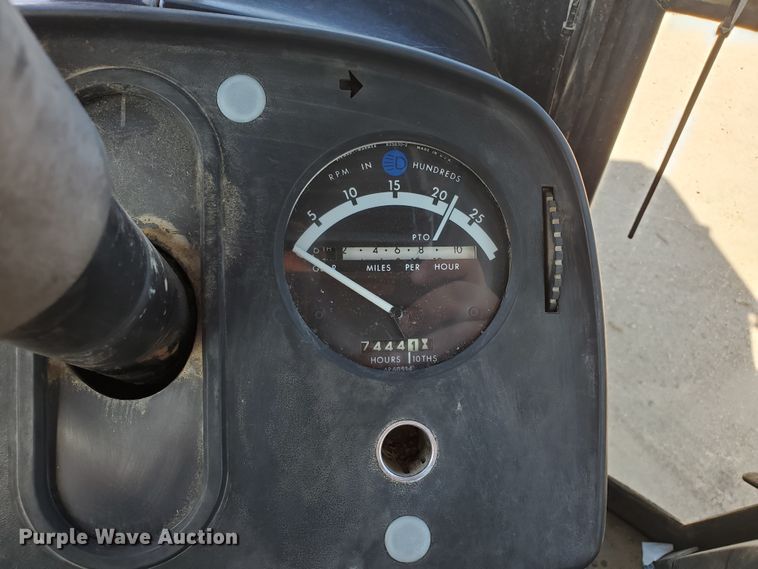 image for item DF5697 1979 John Deere 4840  tractor