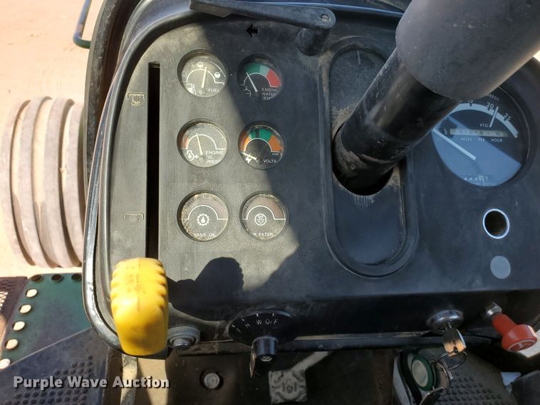 image for item DF5697 1979 John Deere 4840  tractor