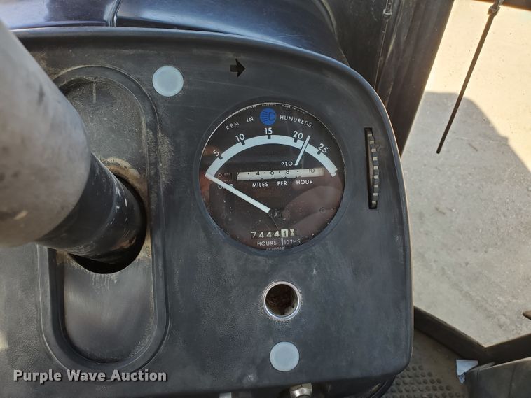 image for item DF5697 1979 John Deere 4840  tractor