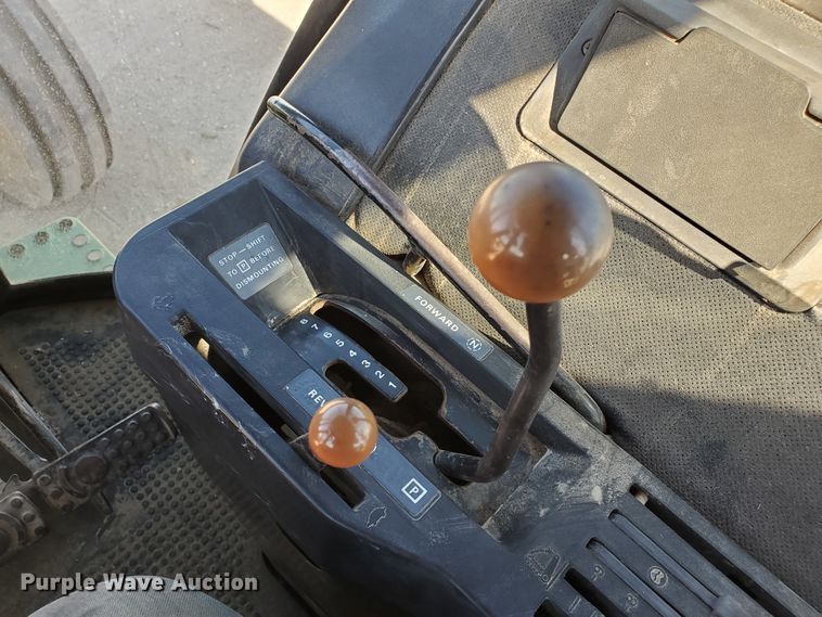 image for item DF5697 1979 John Deere 4840  tractor