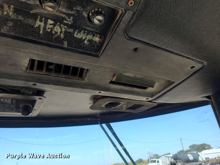 image for item DF5697 1979 John Deere 4840  tractor