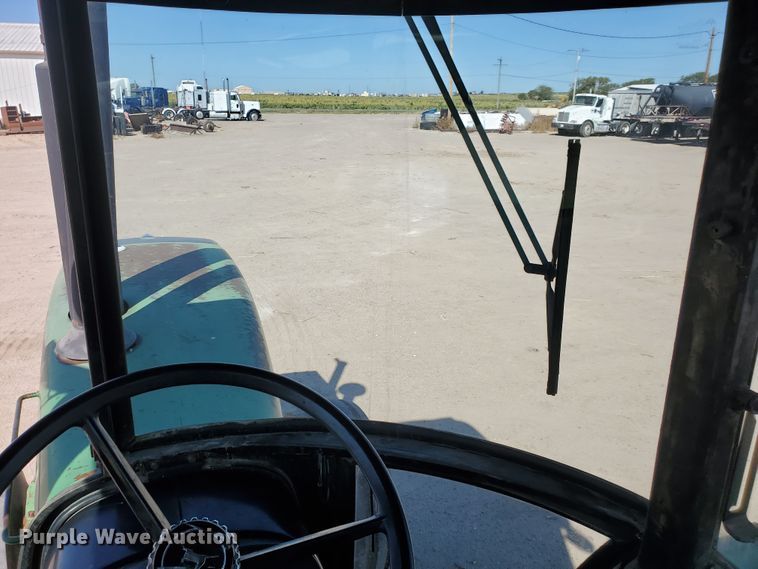 image for item DF5697 1979 John Deere 4840  tractor