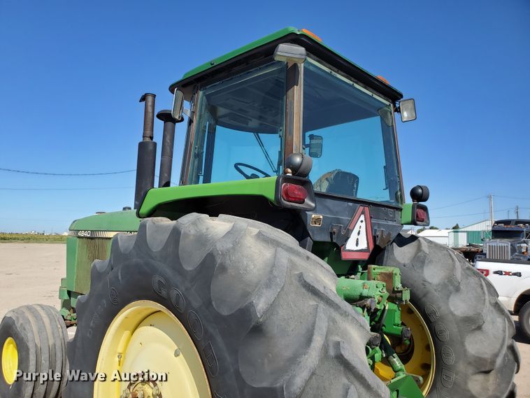 image for item DF5697 1979 John Deere 4840  tractor