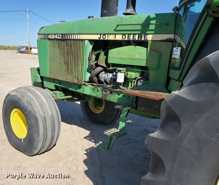 image for item DF5697 1979 John Deere 4840  tractor