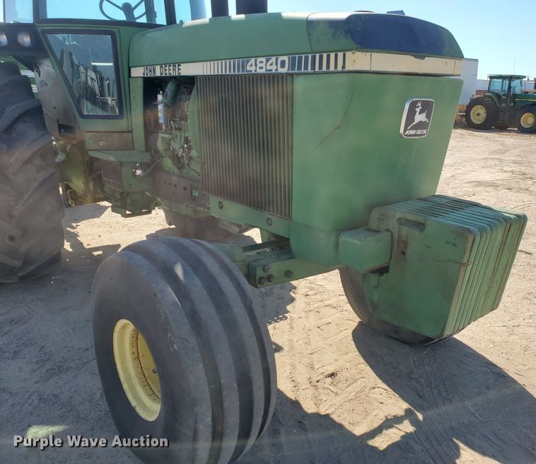 image for item DF5697 1979 John Deere 4840  tractor