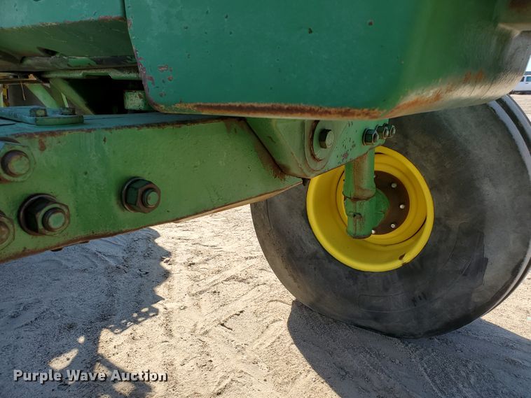 image for item DF5697 1979 John Deere 4840  tractor