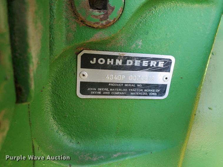 image for item DF5697 1979 John Deere 4840  tractor