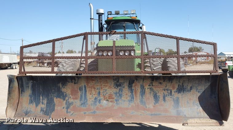 image for item DF5700 1984 John Deere 8850  4WD tractor