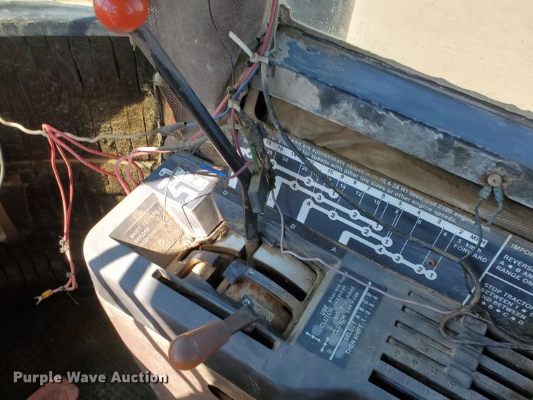 image for item DF5700 1984 John Deere 8850  4WD tractor