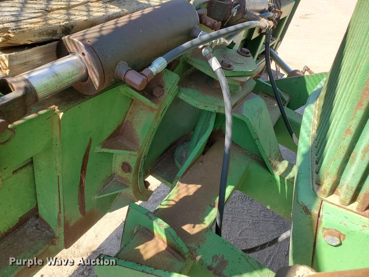 image for item DF5700 1984 John Deere 8850  4WD tractor