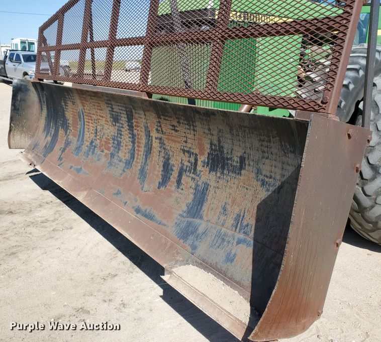 image for item DF5700 1984 John Deere 8850  4WD tractor