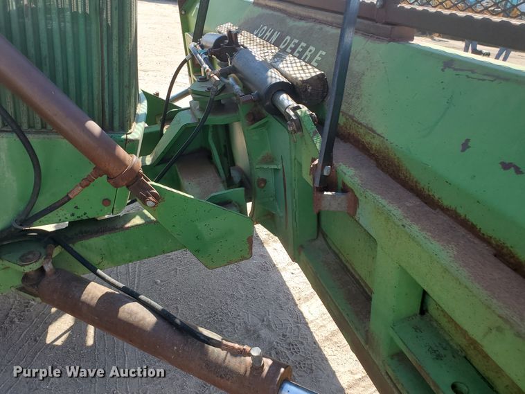 image for item DF5700 1984 John Deere 8850  4WD tractor