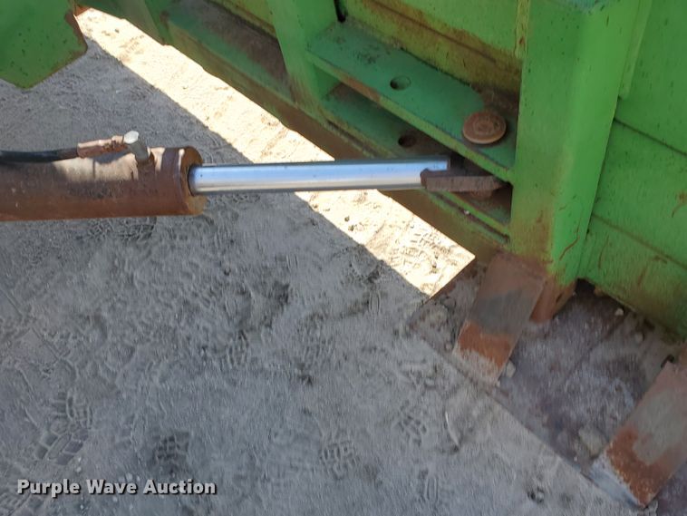 image for item DF5700 1984 John Deere 8850  4WD tractor