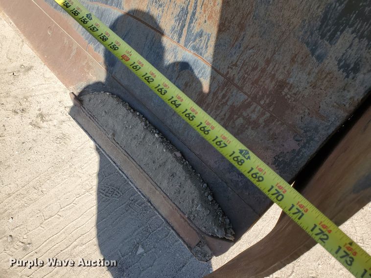 image for item DF5700 1984 John Deere 8850  4WD tractor