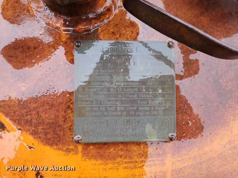 image for item DF5710 A.O. Smith propane tank